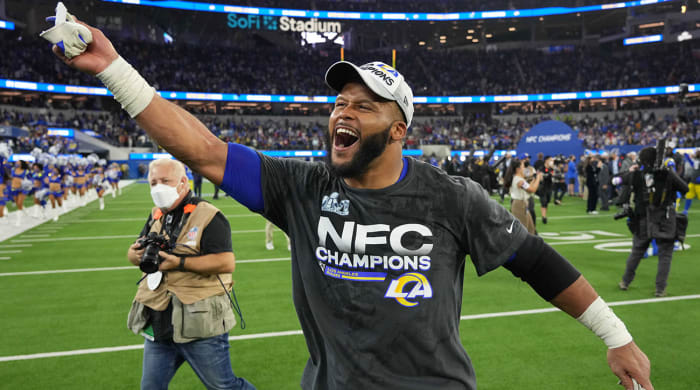 aaron-donald-celebrates-nfc-championship